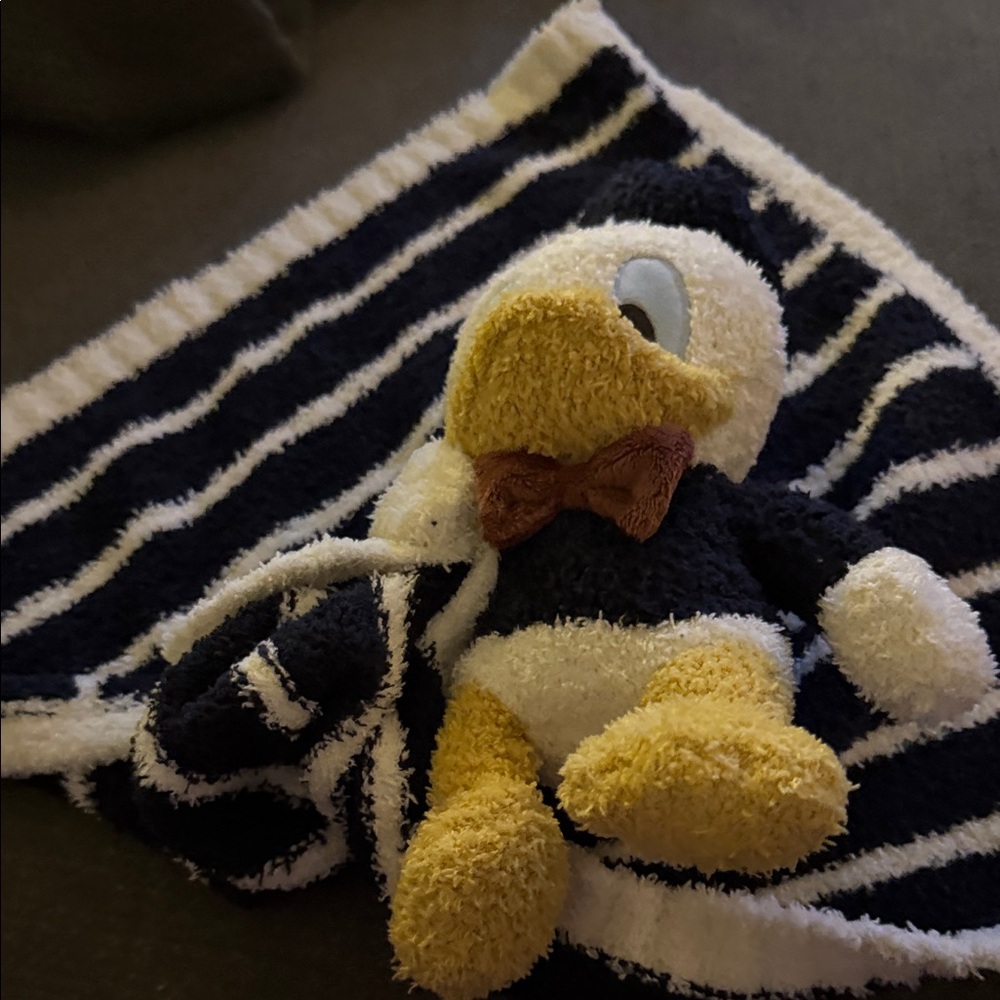 Barefoot Dreams Disney Donald Duck Blanket Buddie